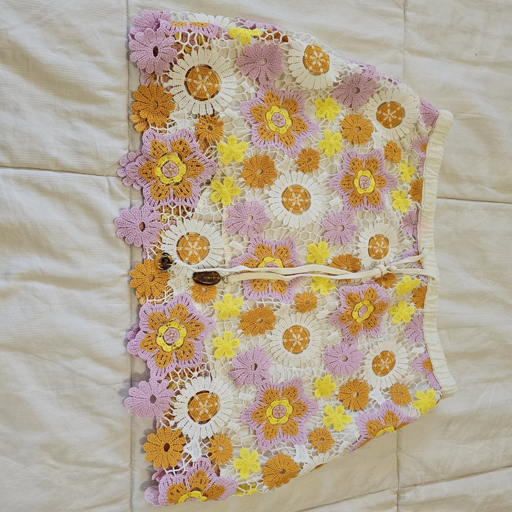 Zara Womens Floral Crochet Mini Skirt in White, Orange, and Yellow Medium